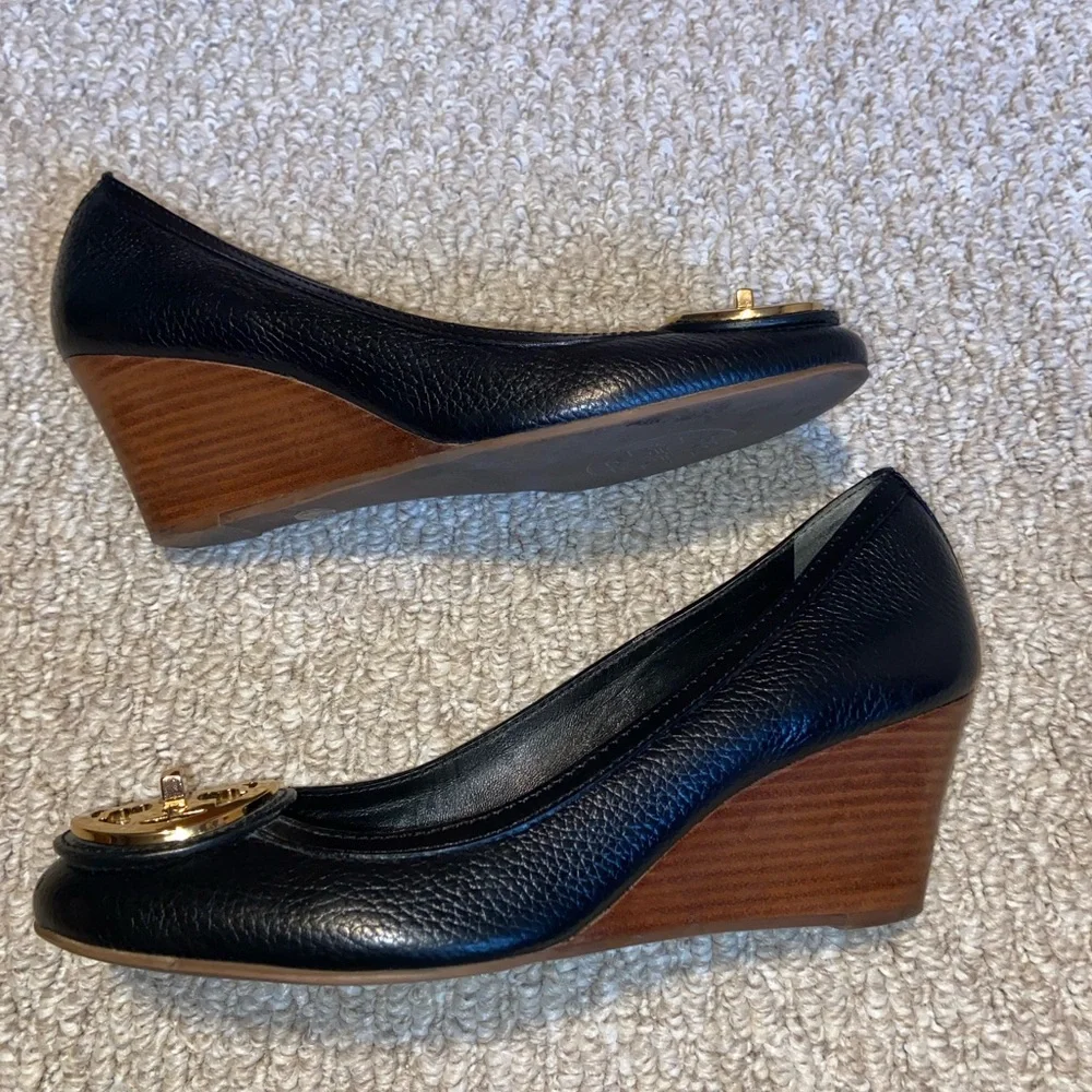 Tory Burch Sally Black Leather Wedges, Size 9M